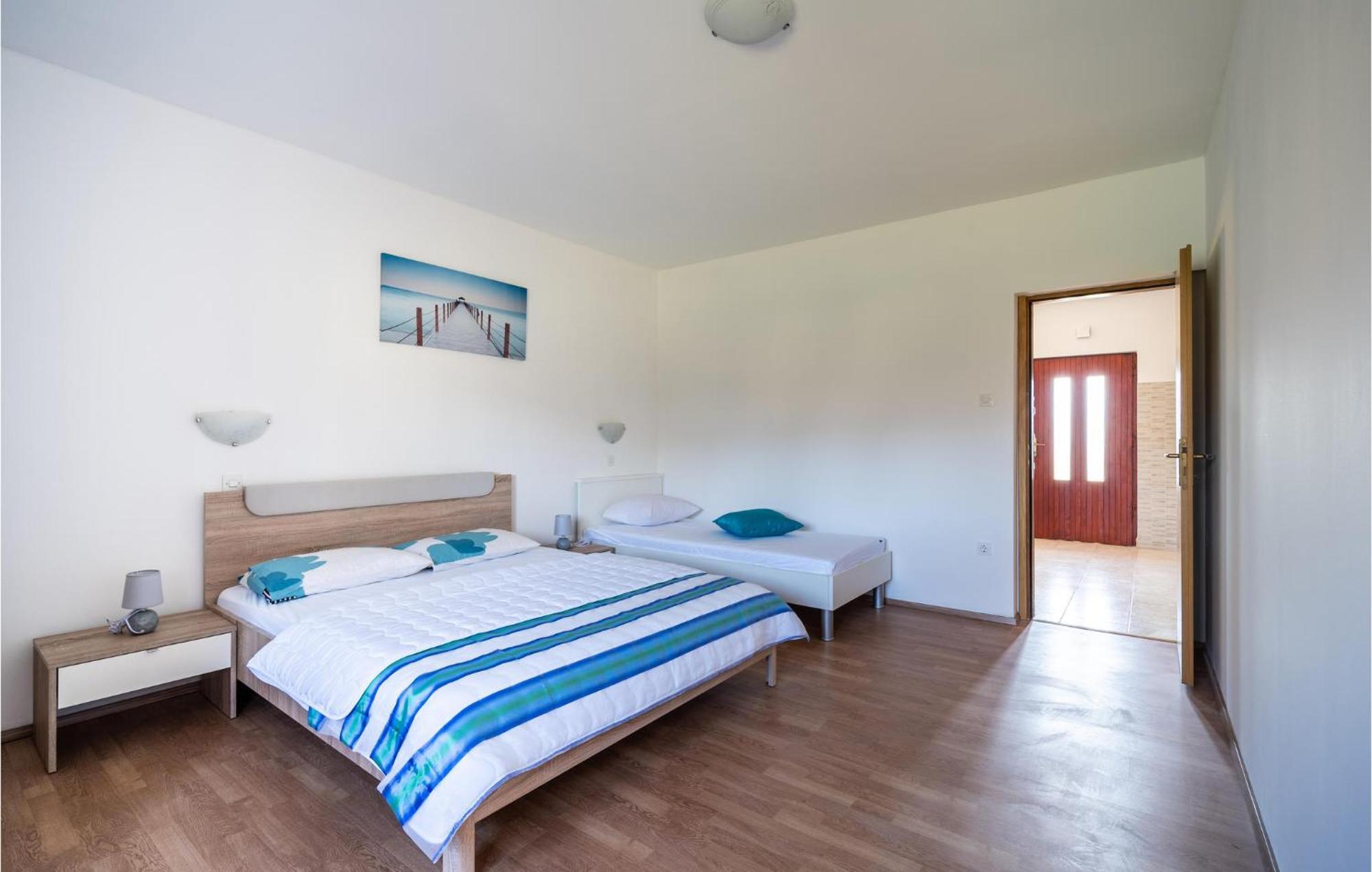 Beautiful Apartment In Krnica With Kitchen المظهر الخارجي الصورة